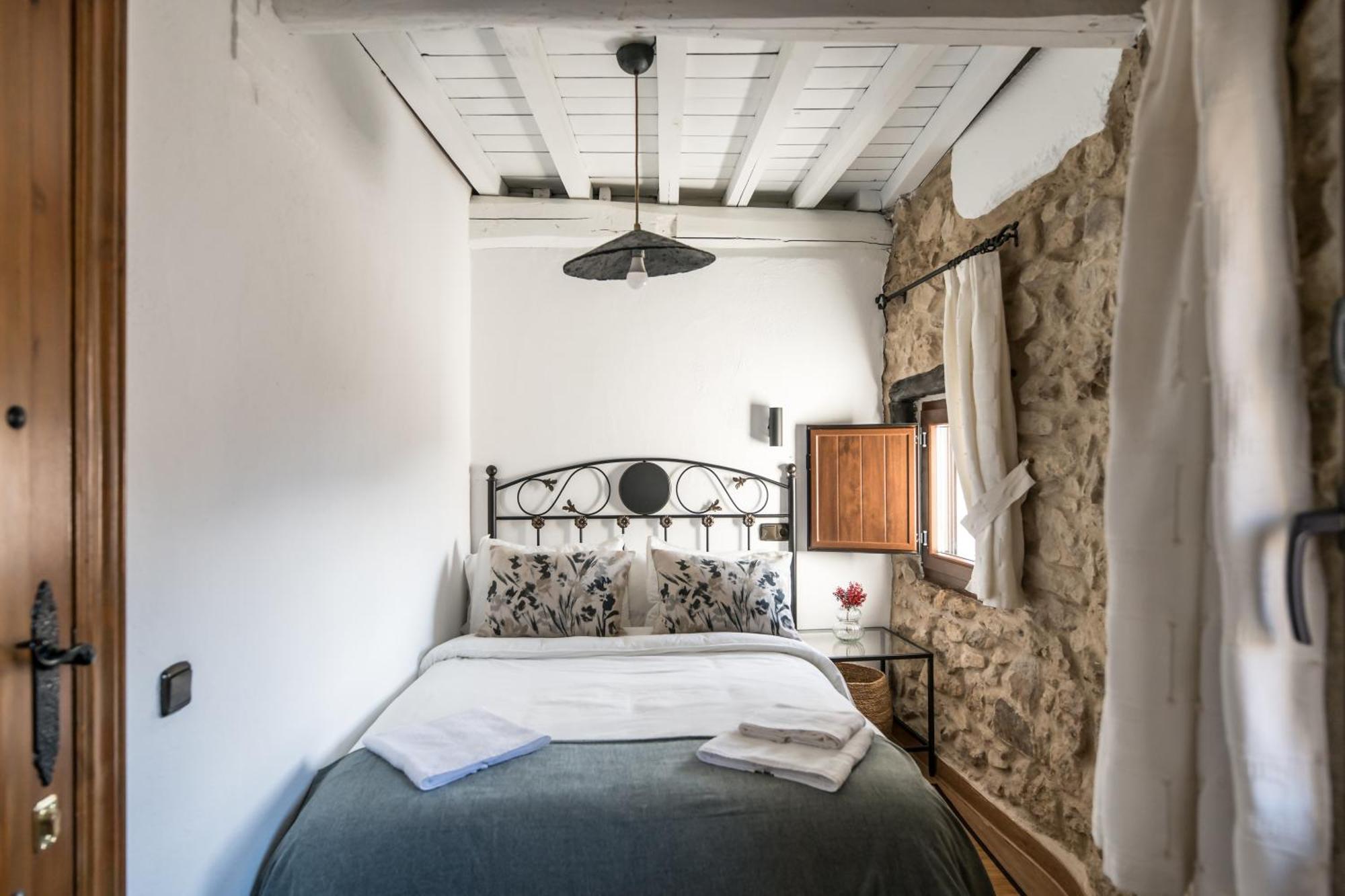 Apartamentos Rurales Los Olivos En Candelario Exterior foto